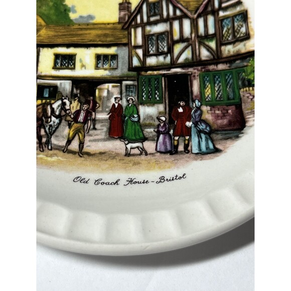 Old English Hotplate Embossed H & R Johnson Ltd. 6 " Round Coach House - Picture 4 of 5